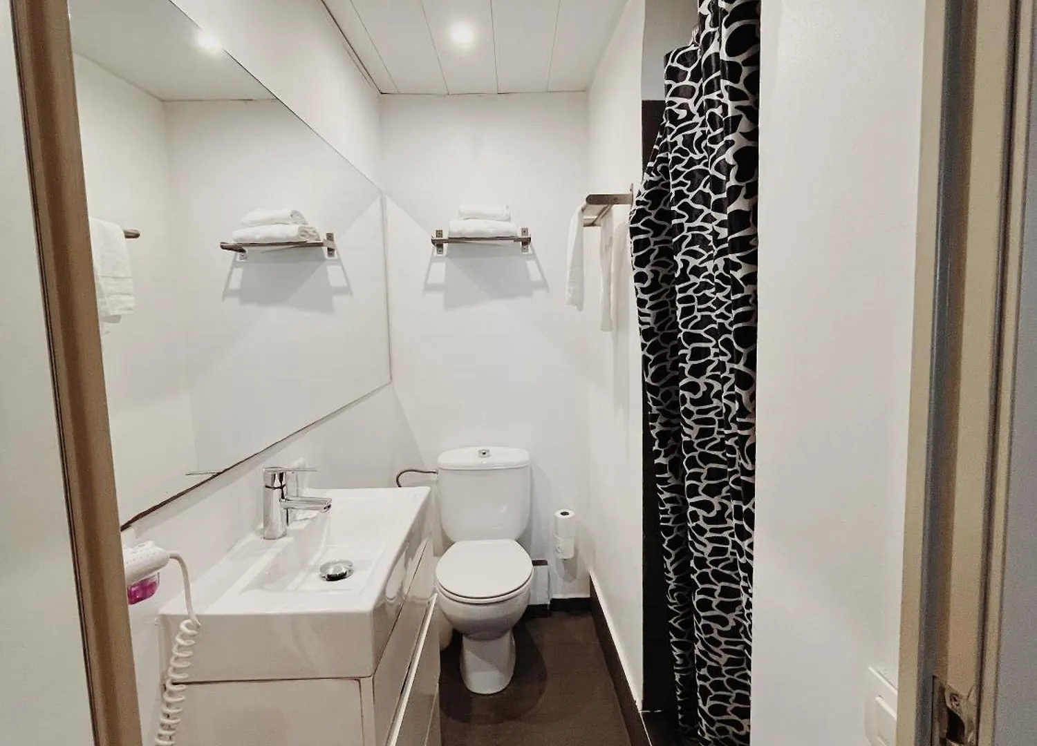 Fira Apartments By Gaiarooms Barcelona 0*,  Spanyolország