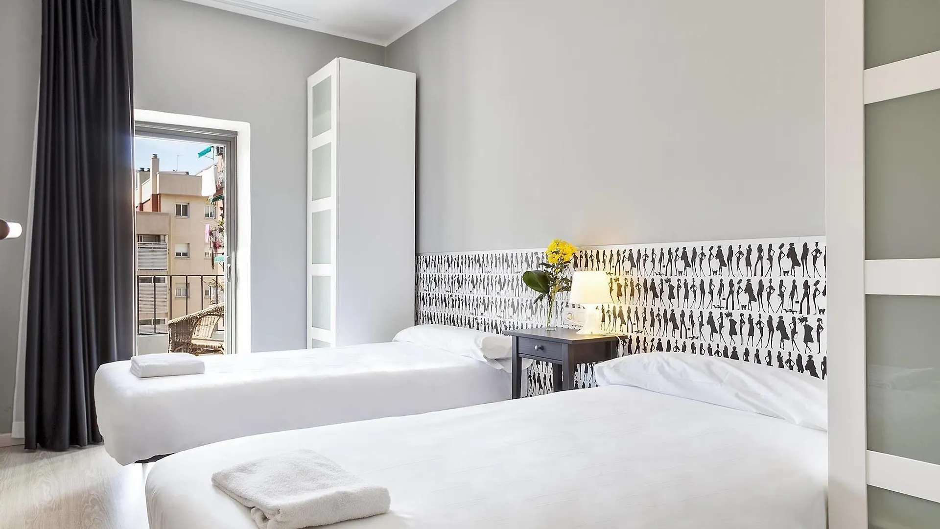 Fira Apartments By Gaiarooms Barcelona
