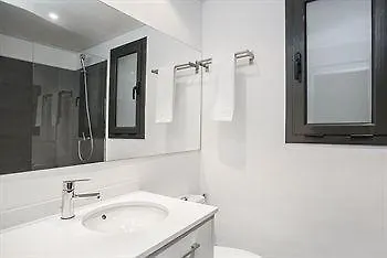 Fira Apartments By Gaiarooms Barcelona